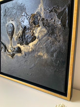 Laden Sie das Bild in den Galerie-Viewer, „ Cosmos Noir - No.9 “ - Minimalistic Sculpted Art